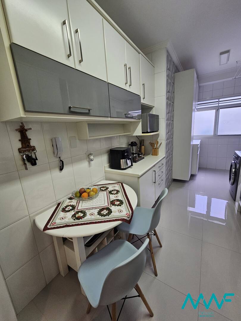 Apartamento à venda com 3 quartos, 101m² - Foto 12