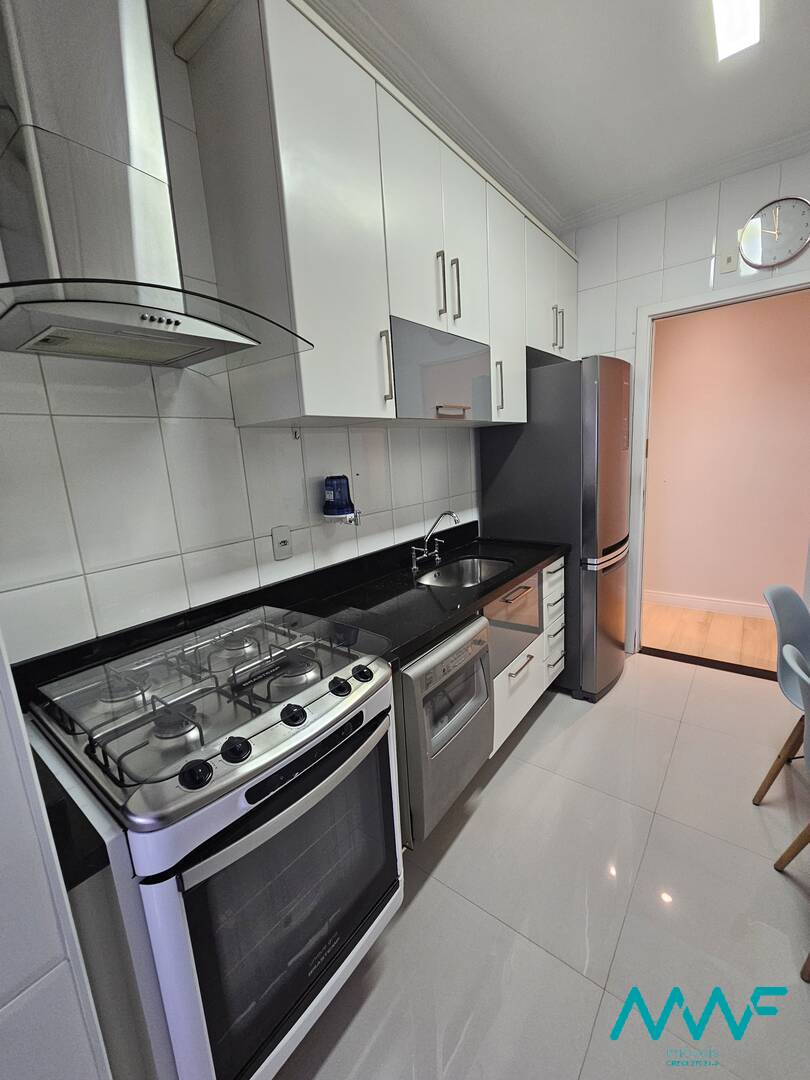 Apartamento à venda com 3 quartos, 101m² - Foto 18