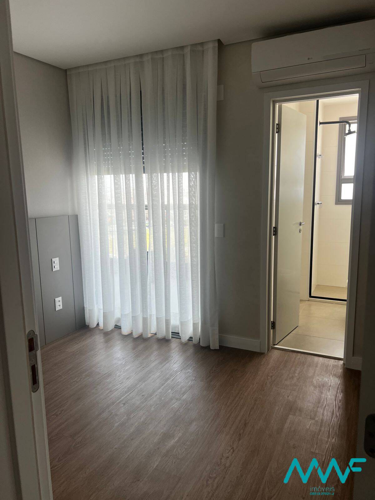 Apartamento para alugar com 2 quartos, 95m² - Foto 9