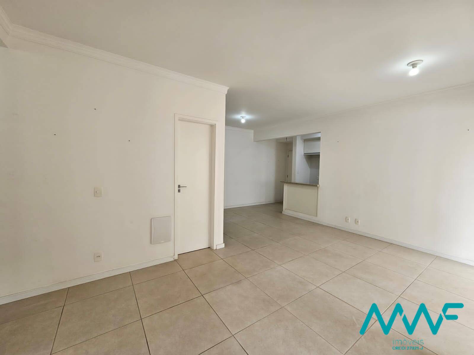 Apartamento à venda com 2 quartos, 81m² - Foto 5