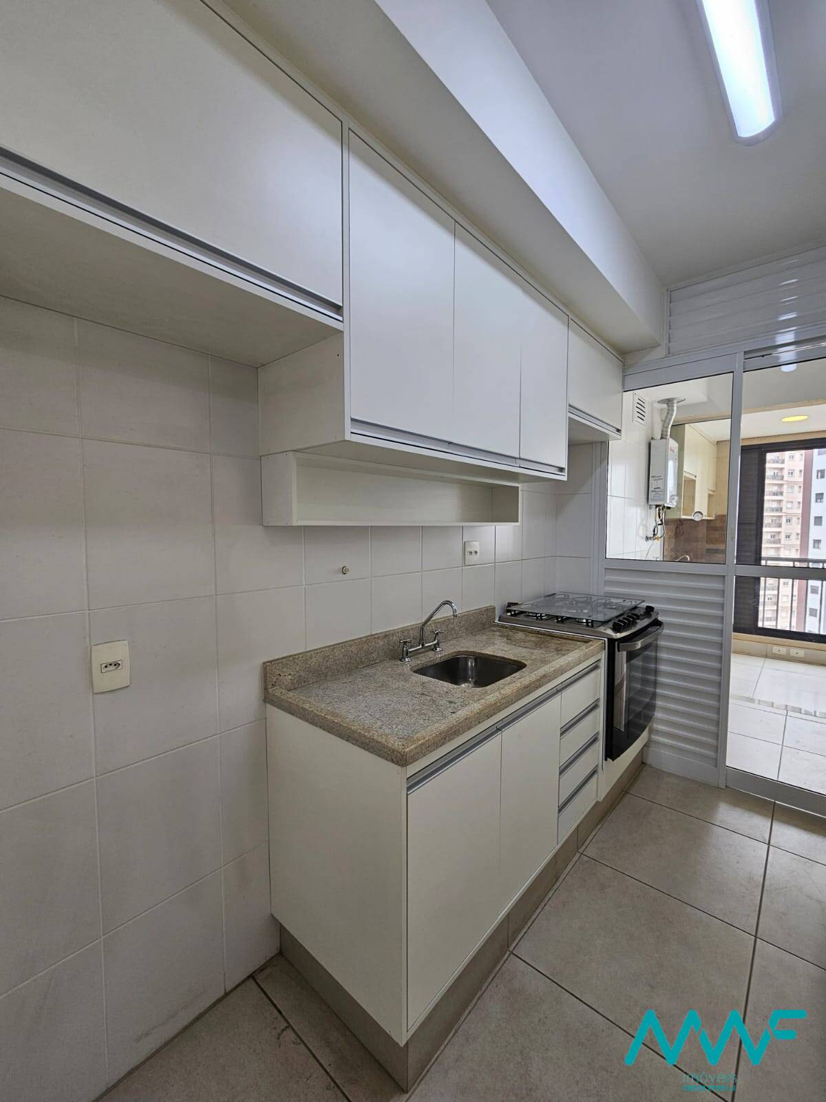 Apartamento à venda com 2 quartos, 81m² - Foto 14