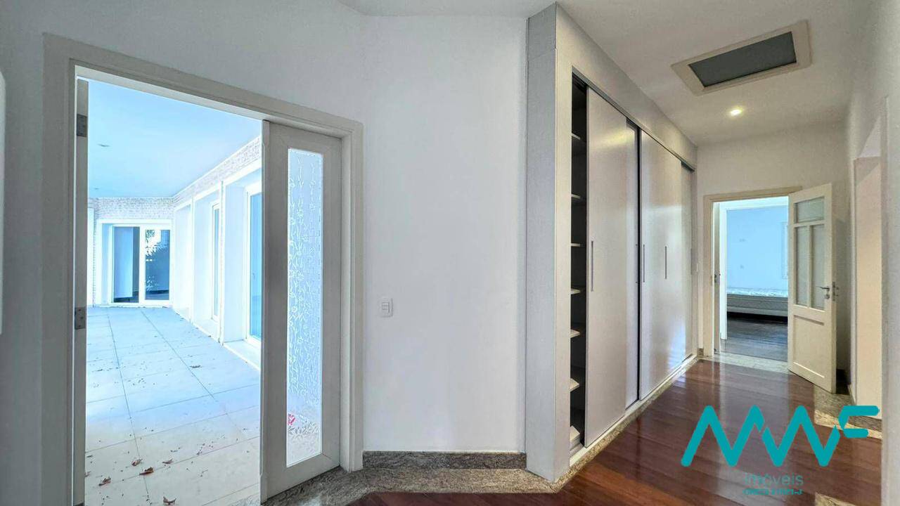 Casa de Condomínio para alugar com 4 quartos, 515m² - Foto 17