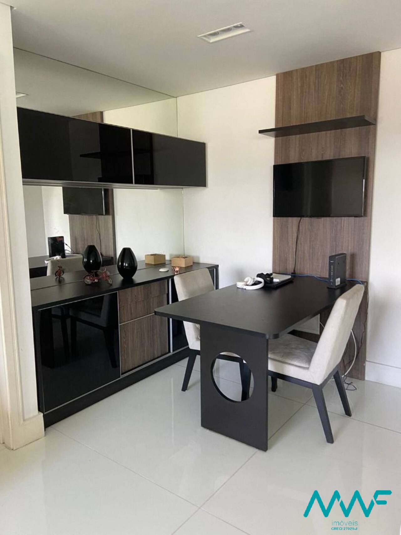 Apartamento à venda com 3 quartos, 202m² - Foto 12