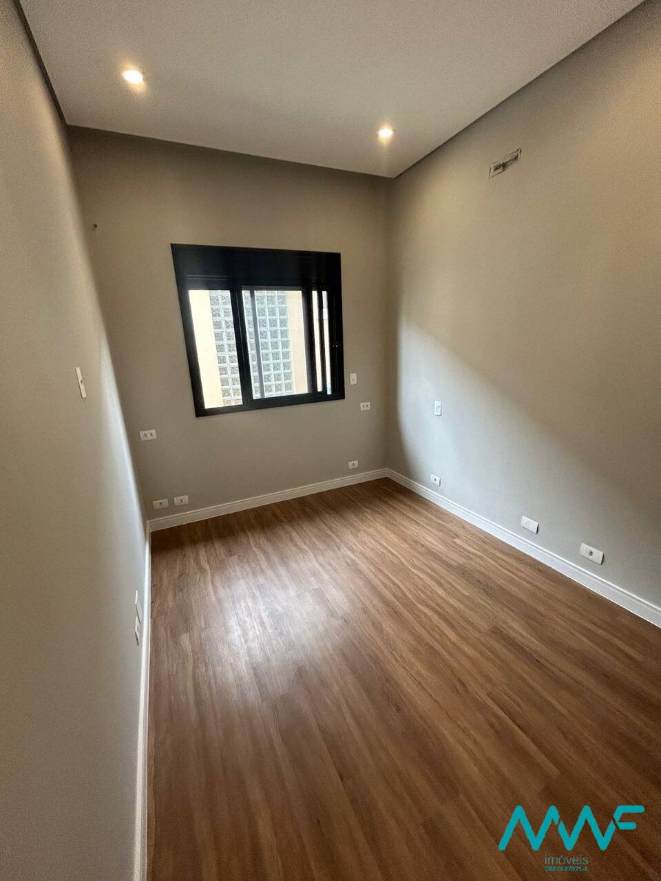 Casa de Condomínio à venda com 4 quartos, 288m² - Foto 17