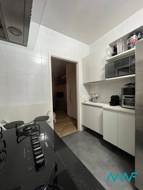 Apartamento à venda com 3 quartos, 132m² - Foto 12