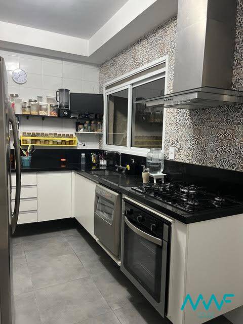 Apartamento à venda com 3 quartos, 132m² - Foto 10