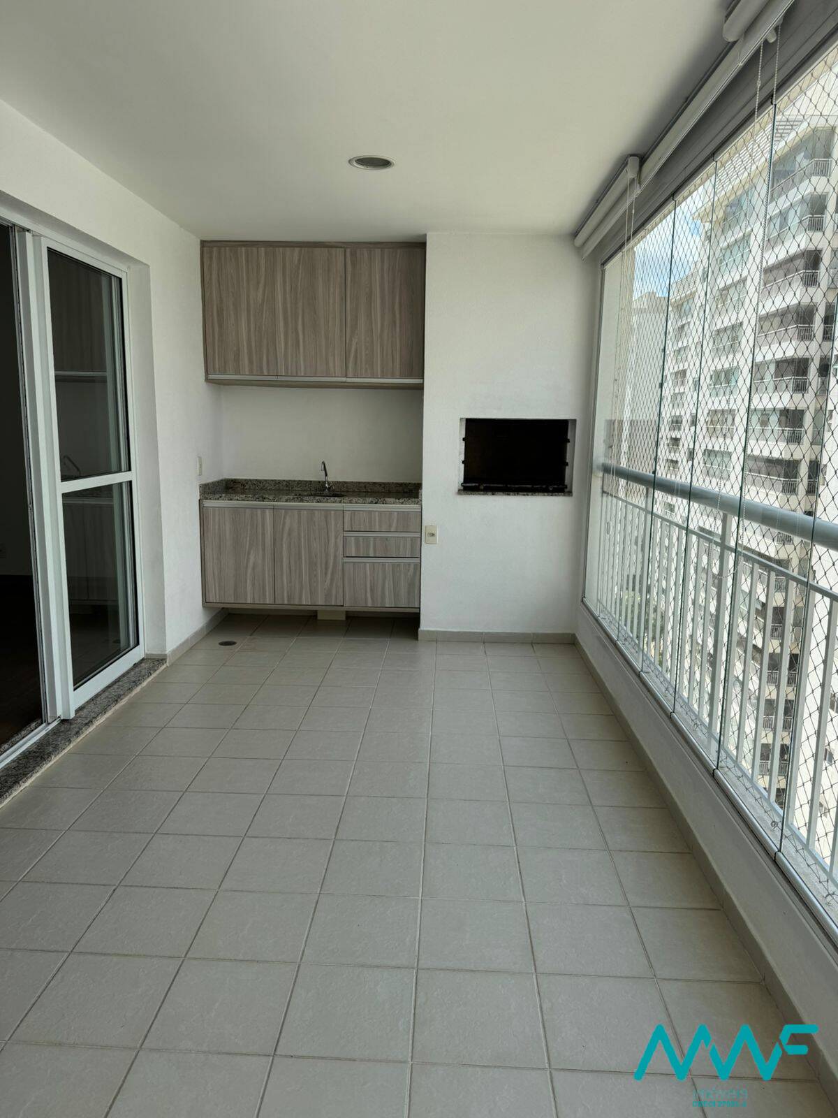 Apartamento para alugar com 3 quartos, 132m² - Foto 7