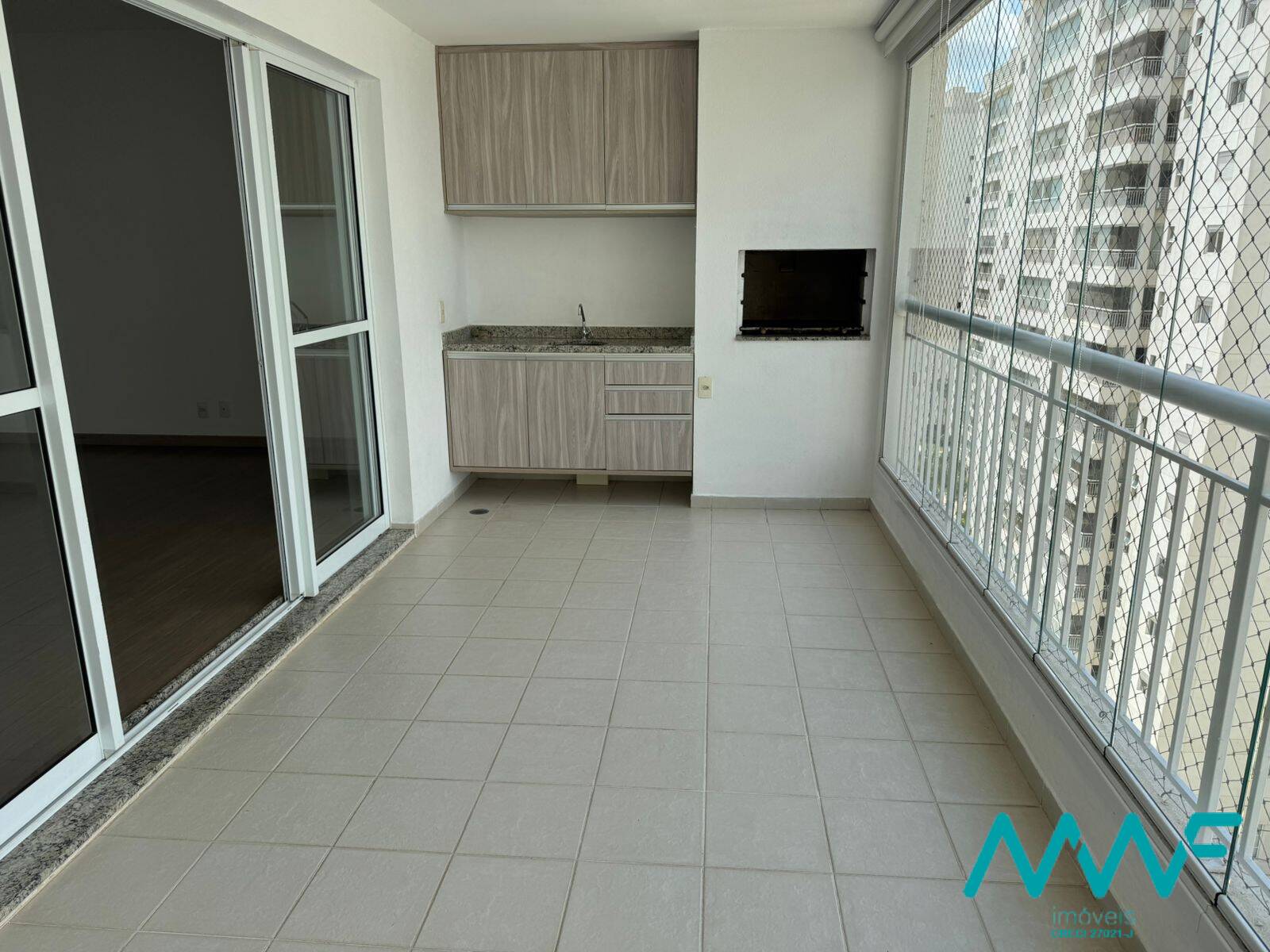 Apartamento para alugar com 3 quartos, 132m² - Foto 11