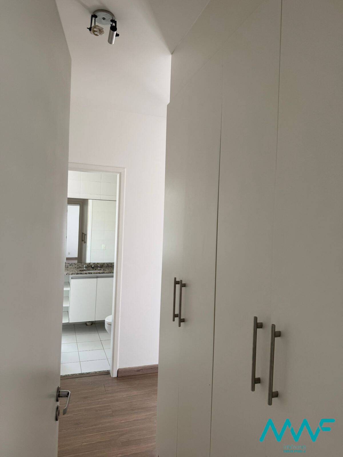 Apartamento para alugar com 3 quartos, 132m² - Foto 19