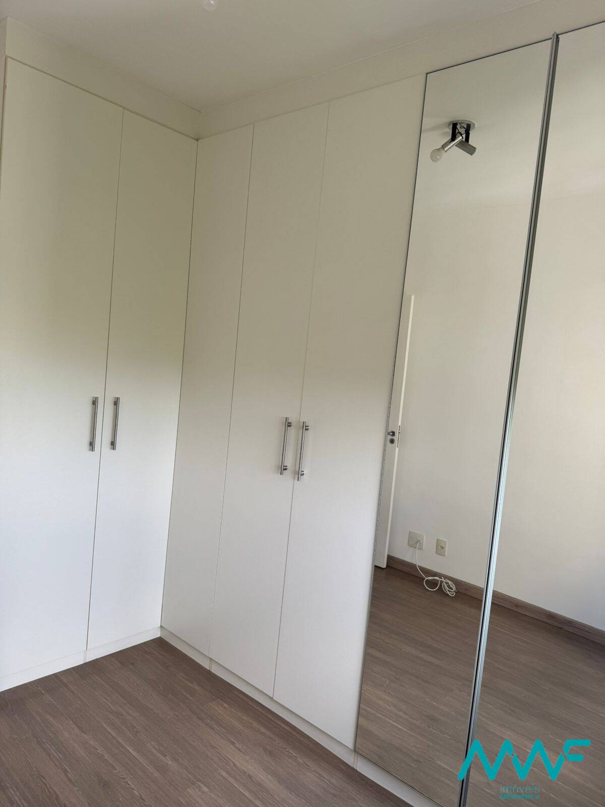 Apartamento para alugar com 3 quartos, 132m² - Foto 18