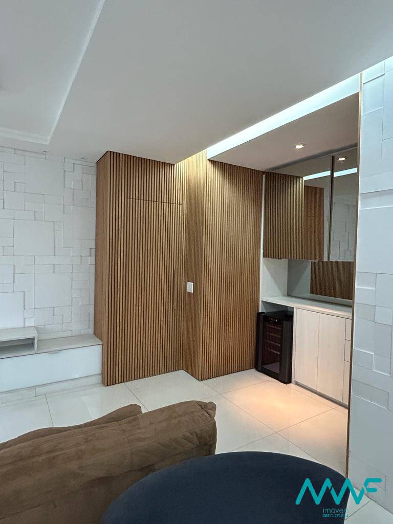 Apartamento para alugar com 3 quartos, 158m² - Foto 8