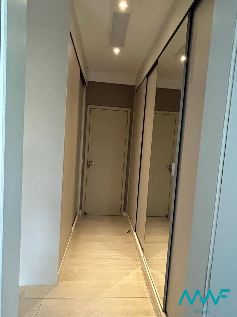 Apartamento para alugar com 3 quartos, 158m² - Foto 15