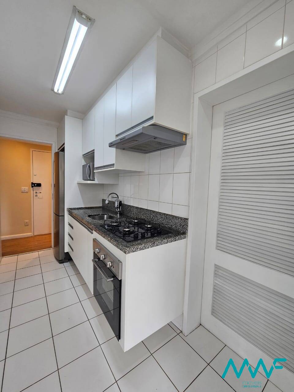 Apartamento à venda com 2 quartos, 76m² - Foto 6