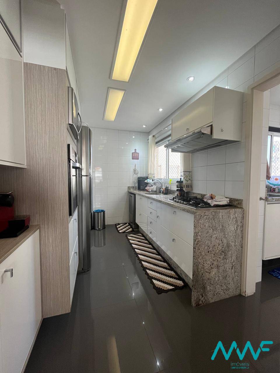 Apartamento à venda com 3 quartos, 132m² - Foto 13