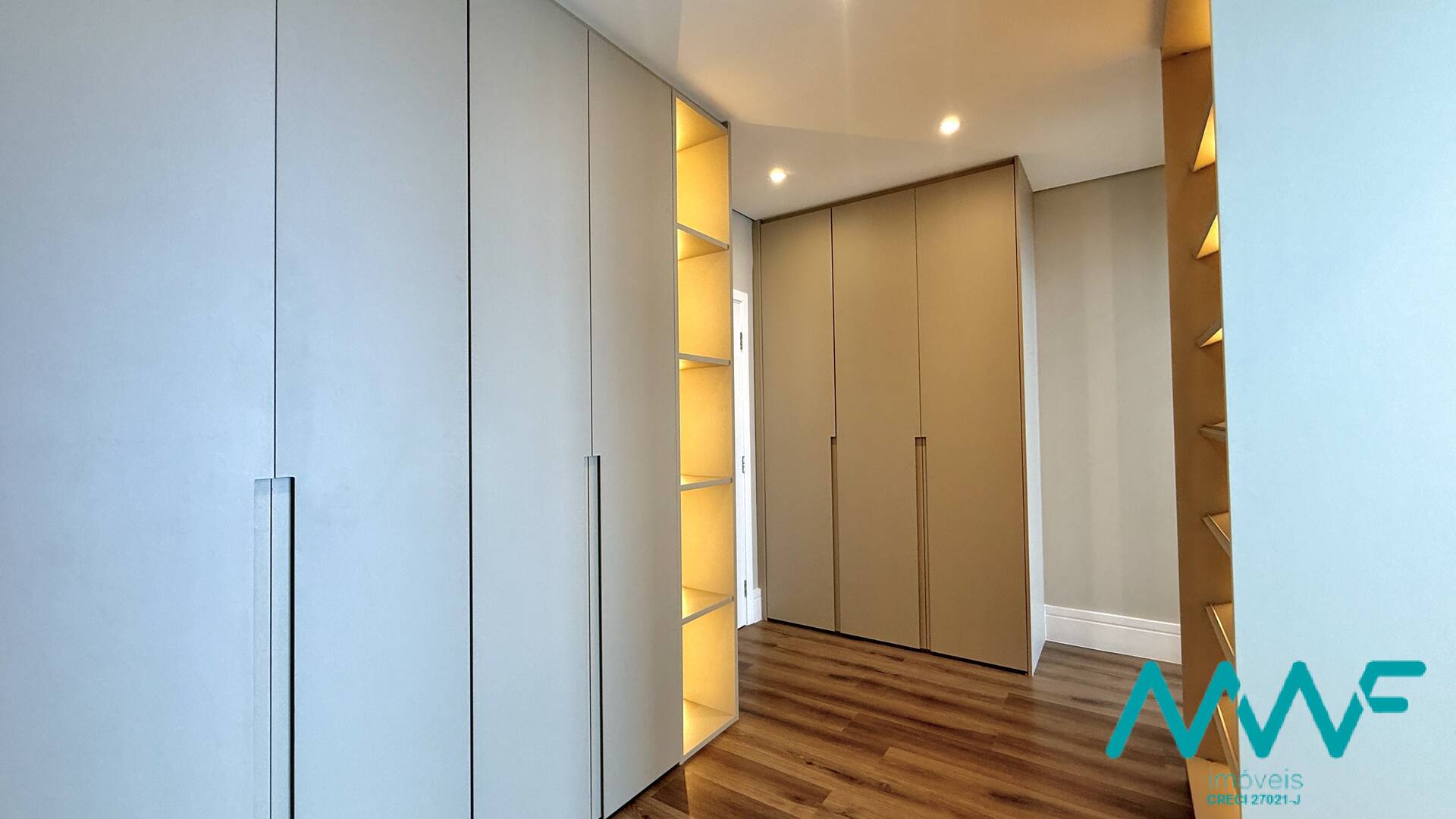 Apartamento à venda com 3 quartos, 281m² - Foto 19