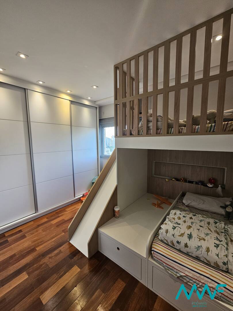 Apartamento à venda com 3 quartos, 176m² - Foto 13