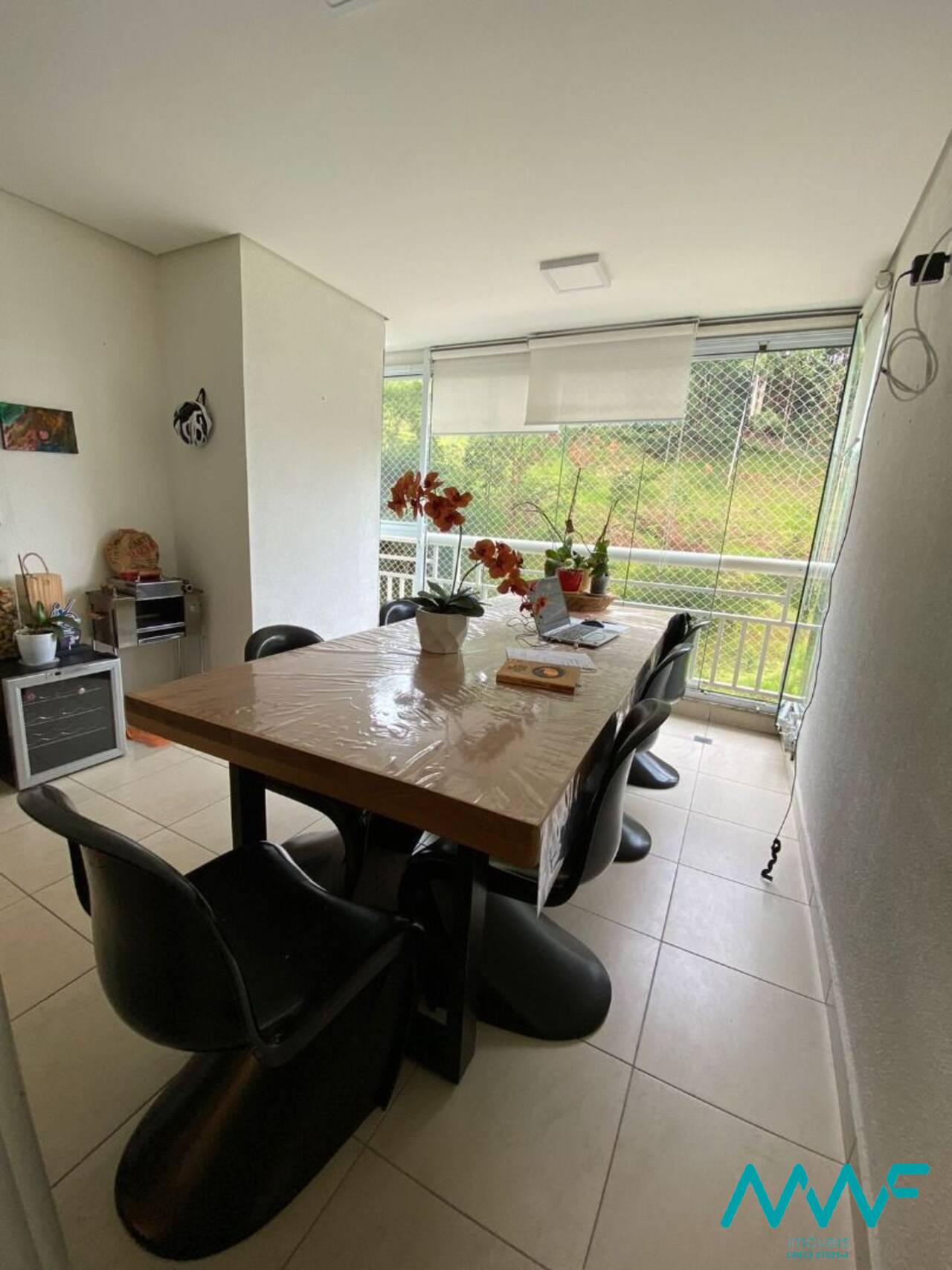 Apartamento à venda com 3 quartos, 123m² - Foto 3