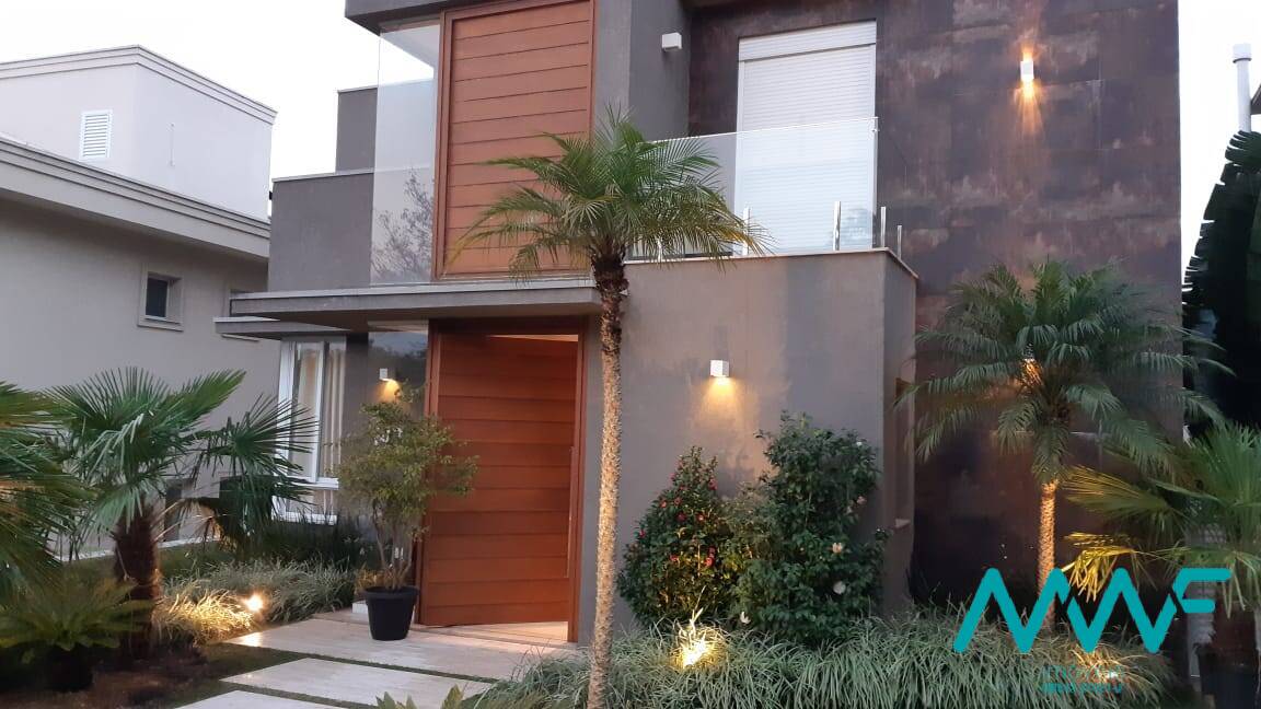 Casa de Condomínio à venda com 4 quartos, 540m² - Foto 2