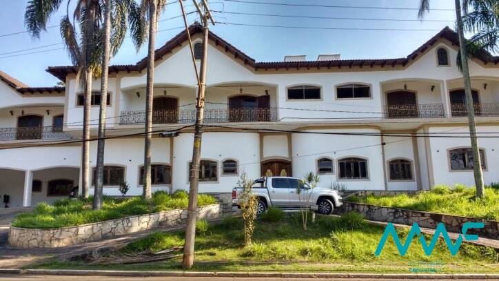 Casa de Condomínio à venda com 8 quartos, 1760m² - Foto 2