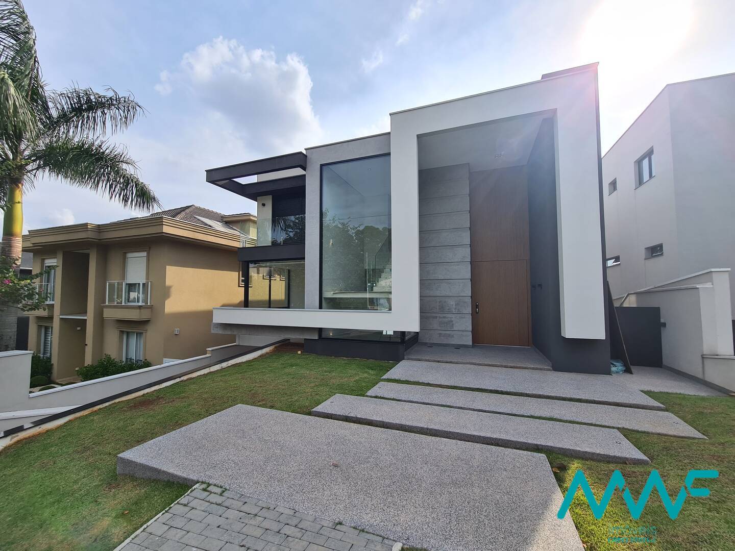 Casa de Condomínio à venda com 4 quartos, 555m² - Foto 4